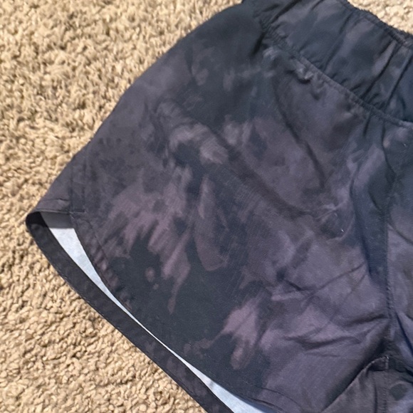 Old navy girls active shorts - Picture 7 of 8